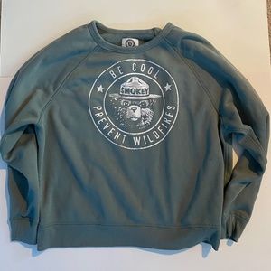 Grayson/Treads crewneck, smokey the bear: Size  medium